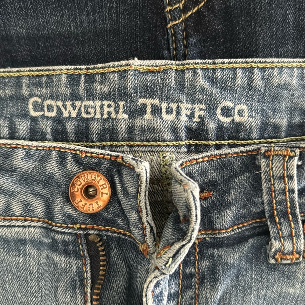 Cowgirl Tuff CO. Faded Jeans Size 30/37